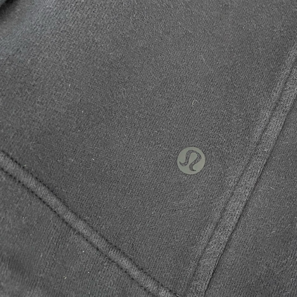 Lululemon Wind Down Grey Zip up Jacket. Size 4 - Picture 7 of 11